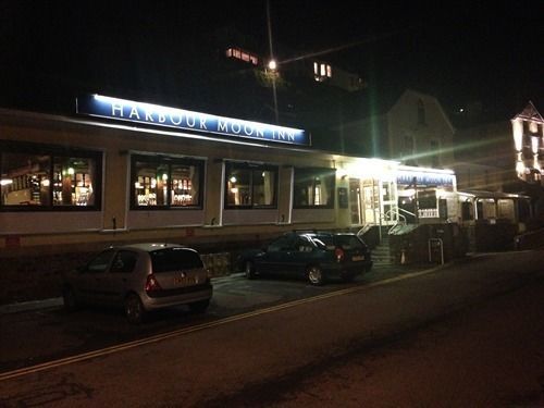 Harbour Moon Inn ลู ภายนอก รูปภาพ
